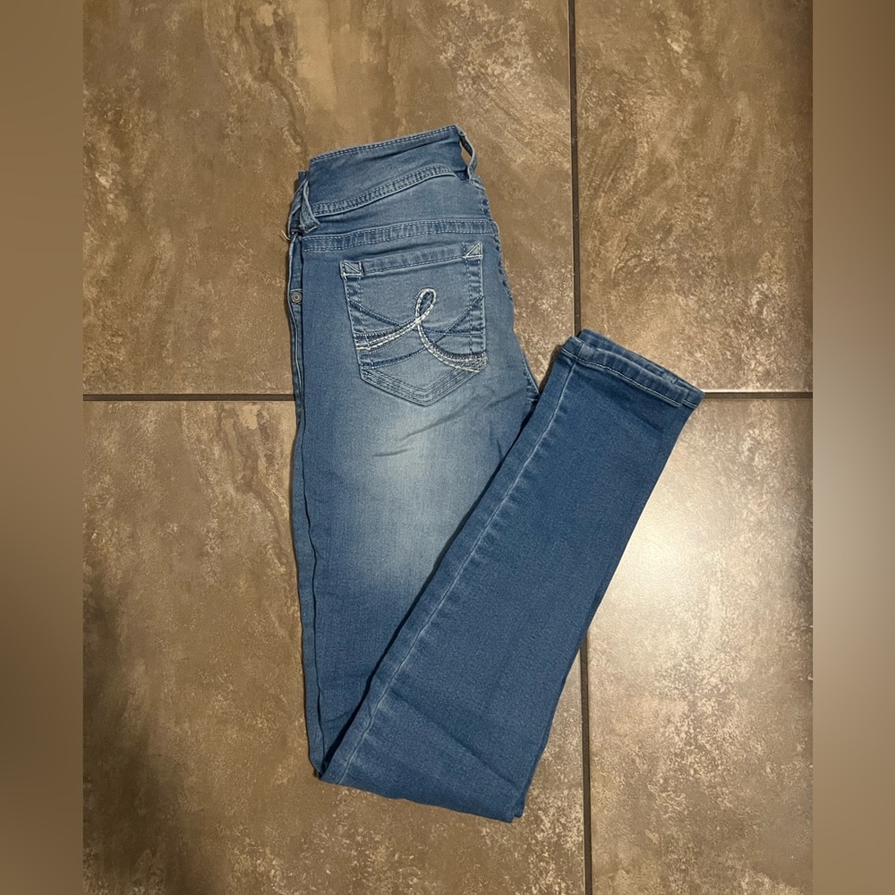 Wallflower Jeans